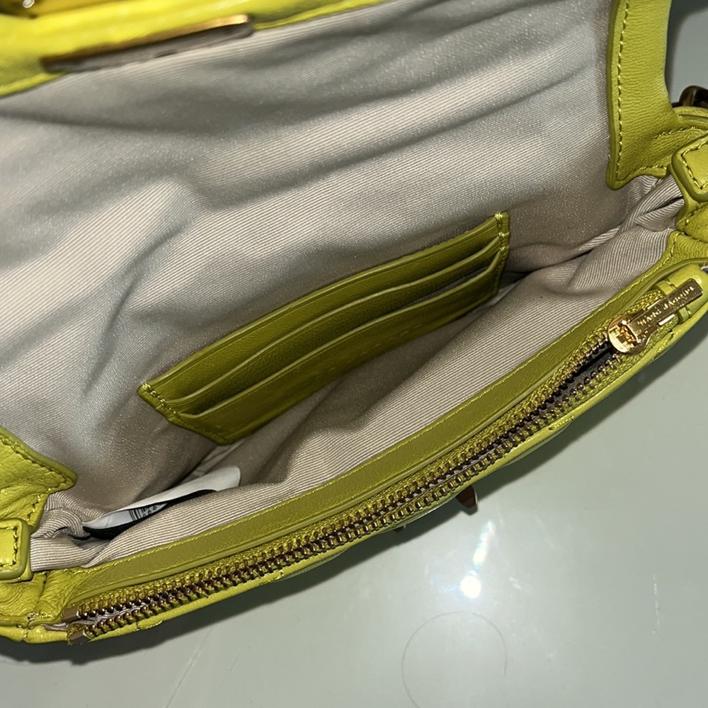 Authentic Marc Jacobs Handbag - Picture 9 of 15